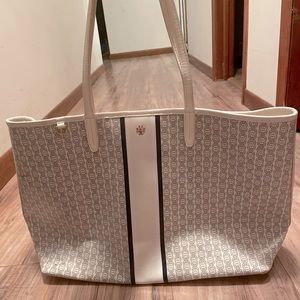Tory Burch Gemini Chain Print Tote